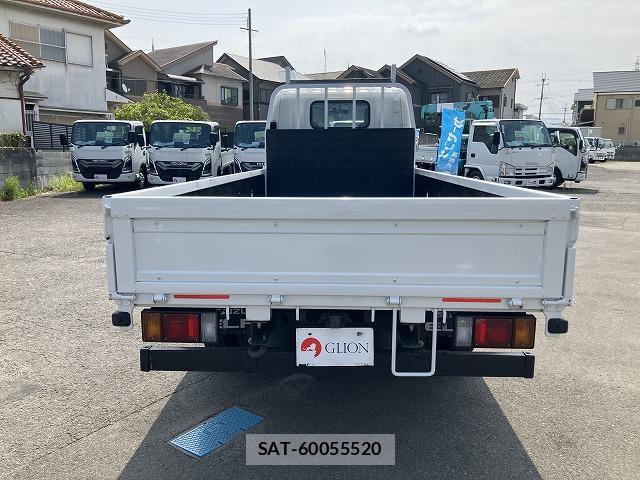 Isuzu ELF TRUCK 2015-05 8223755-8