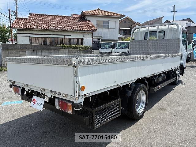 Isuzu ELF TRUCK 2011-08 8223756-9