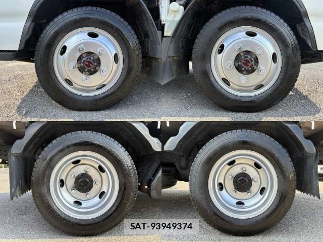 Isuzu ELF TRUCK 2015-04 8223757-12