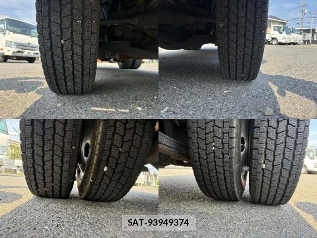 Isuzu ELF TRUCK 2015-04 8223757-13