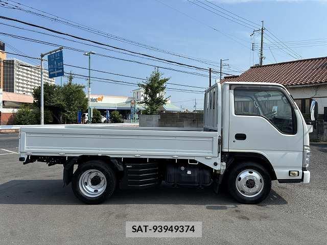 Isuzu ELF TRUCK 2015-04 8223757-4