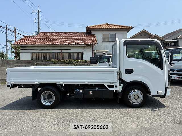 Isuzu ELF TRUCK 2023-06 8223760-4
