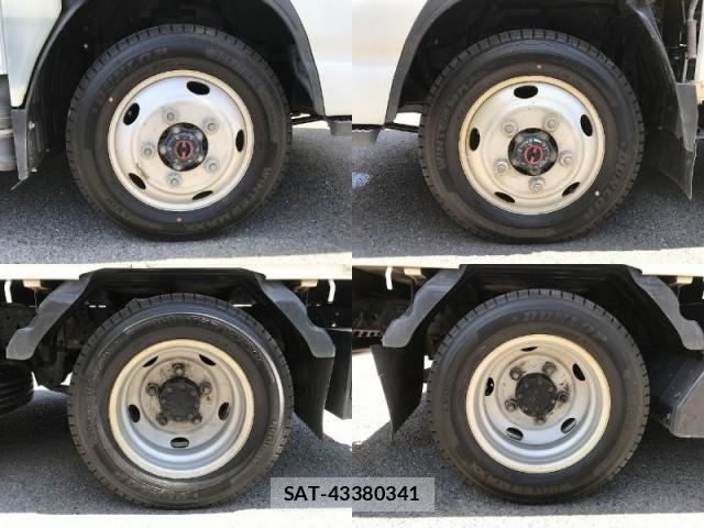 Isuzu ELF TRUCK 2014-06 8223906-15