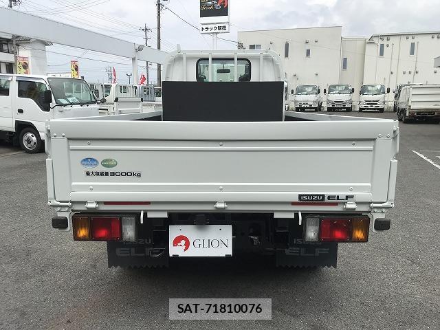 Isuzu ELF TRUCK 2019-08 8223907-6