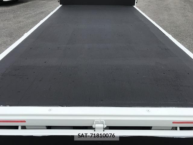 Isuzu ELF TRUCK 2019-08 8223907-8