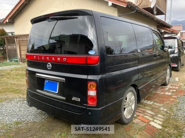 Nissan ELGRAND 2008-02 8219657-12