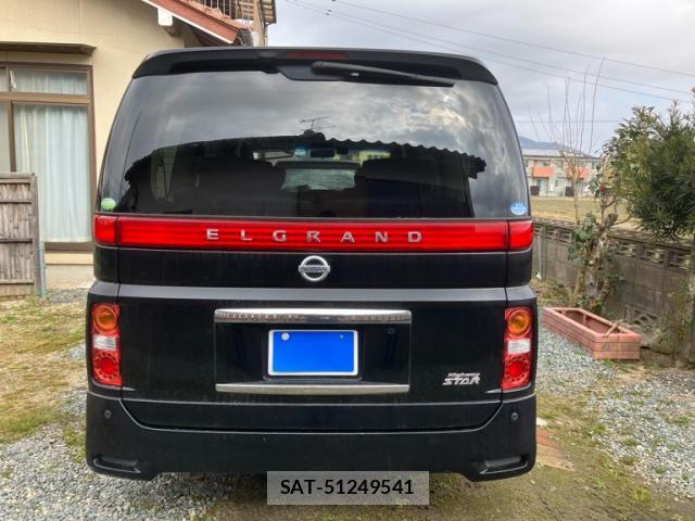 Nissan ELGRAND 2008-02 8219657-2