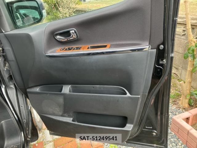 Nissan ELGRAND 2008-02 8219657-8