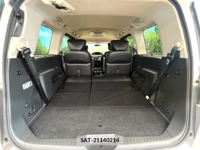 Nissan ELGRAND 2013-04 8220368-10