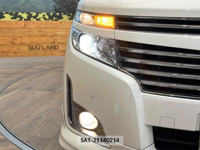 Nissan ELGRAND 2013-04 8220368-12