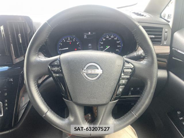 Nissan ELGRAND 2023-09 8220441-14