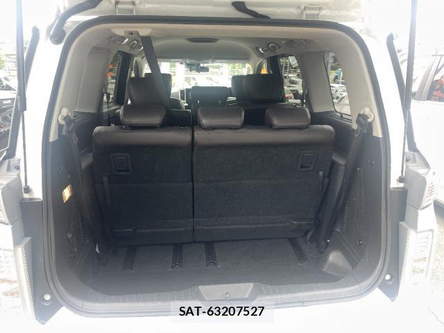 Nissan ELGRAND 2023-09 8220441-6
