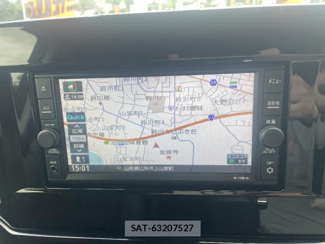 Nissan ELGRAND 2023-09 8220441-7