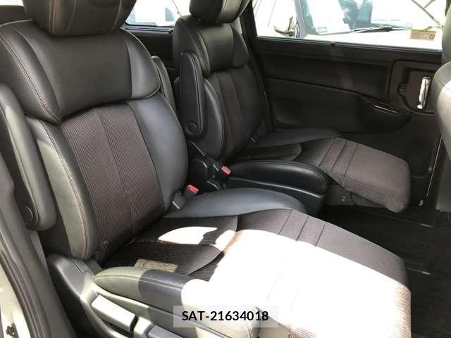 Nissan ELGRAND 2015-03 8221605-14
