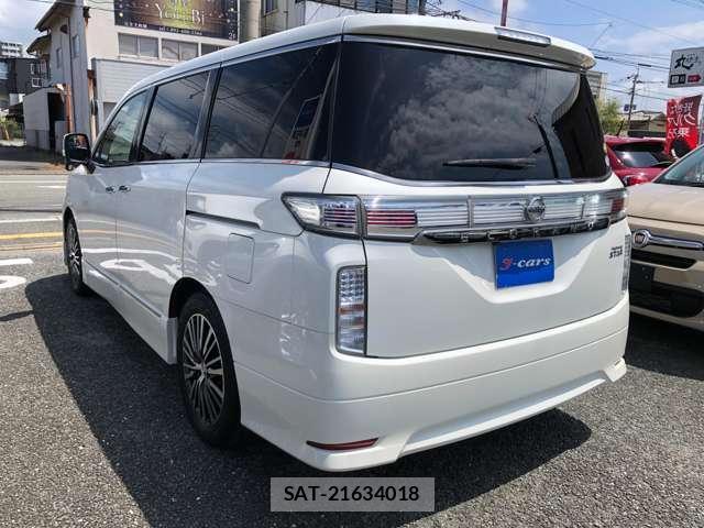 Nissan ELGRAND 2015-03 8221605-3