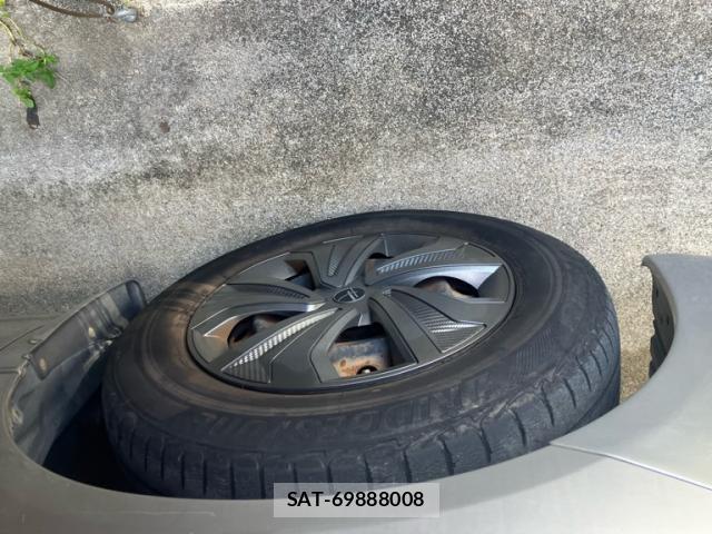 Nissan ELGRAND 2005-02 8221689-3