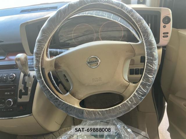 Nissan ELGRAND 2005-02 8221689-8