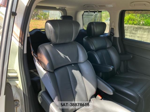 Nissan ELGRAND 2011-09 8221766-9
