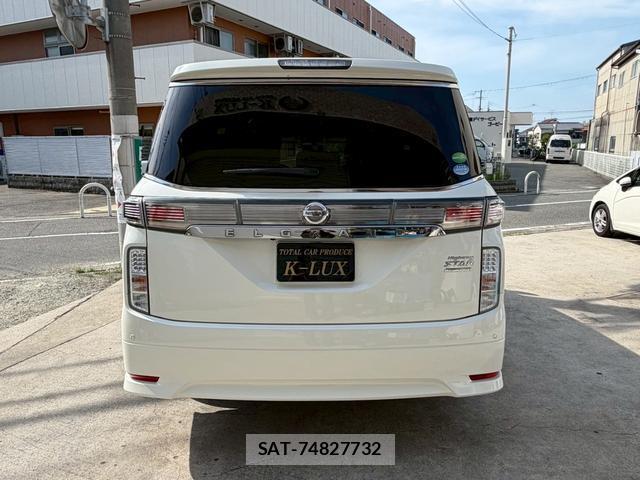 Nissan ELGRAND 2018-05 8222500-7