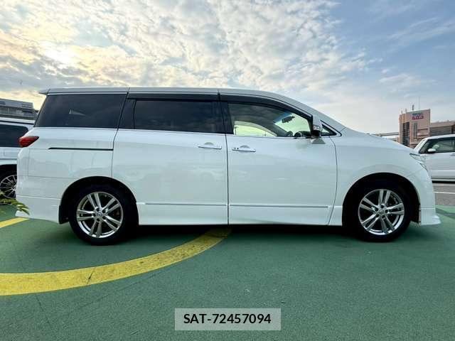 Nissan ELGRAND 2013-06 8222684-2