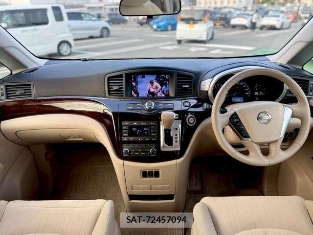 Nissan ELGRAND 2013-06 8222684-3