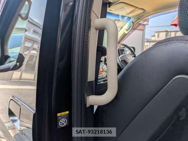 Nissan ELGRAND 2008-01 8223179-4
