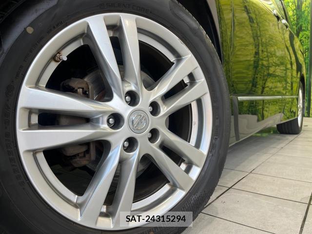 Nissan ELGRAND 2013-11 8223955-13