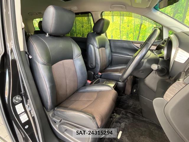 Nissan ELGRAND 2013-11 8223955-7