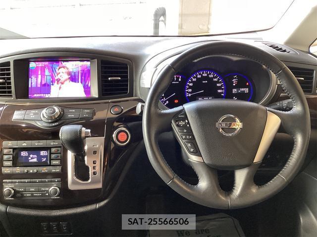 Nissan ELGRAND 2010-11 8224528-1