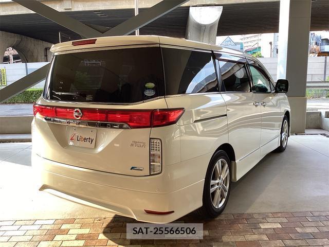 Nissan ELGRAND 2010-11 8224528-14