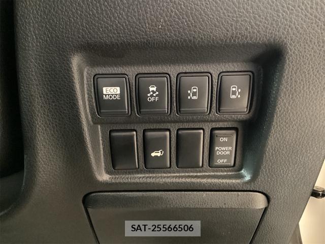 Nissan ELGRAND 2010-11 8224528-8