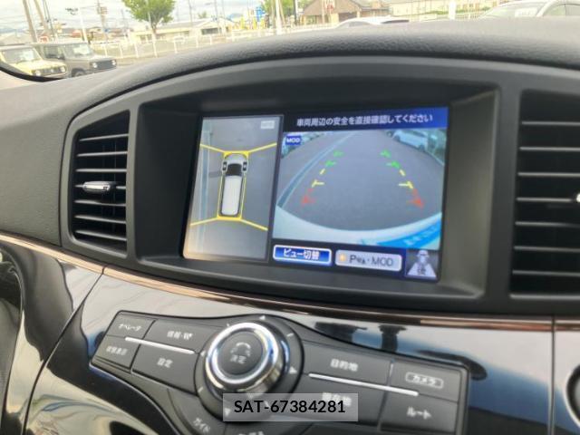 Nissan ELGRAND 2014-01 8225182-11