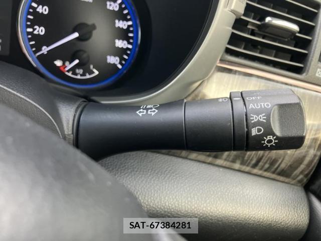 Nissan ELGRAND 2014-01 8225182-16