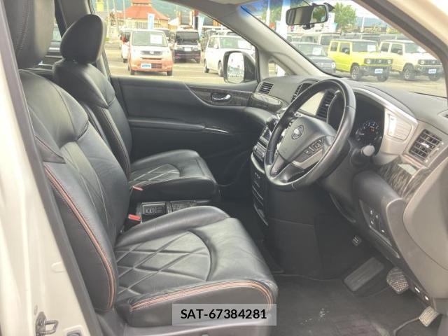 Nissan ELGRAND 2014-01 8225182-3