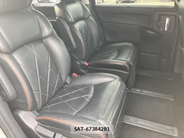 Nissan ELGRAND 2014-01 8225182-4