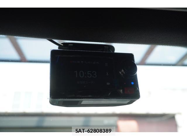 Mercedes Benz EQC 2021-06 8224876-18
