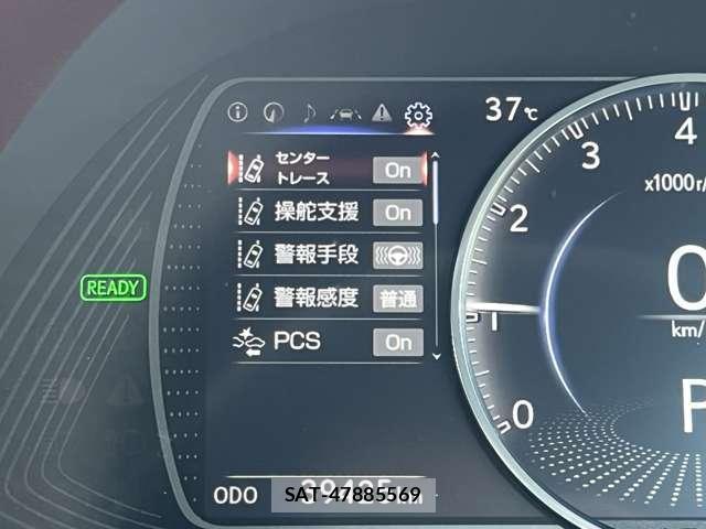 Lexus ES 2019-03 8217169-4