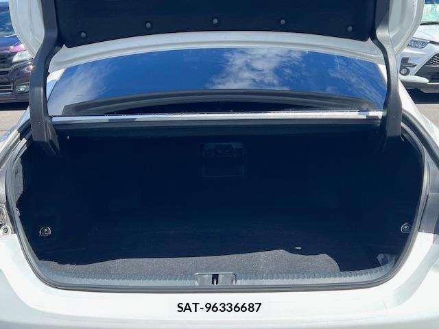 Lexus ES 2021-05 8221324-7