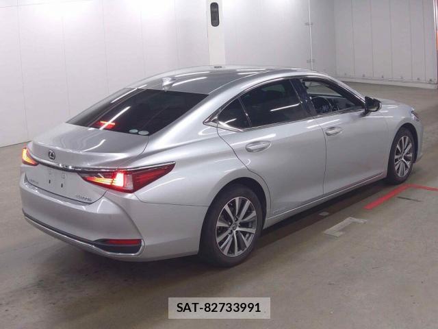 Lexus ES 2019-08 8223361-4