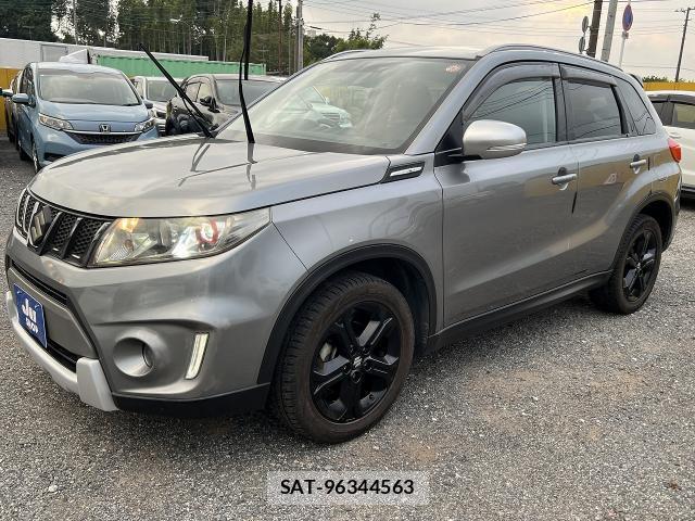 Suzuki ESCUDO 2017-08 8218307-11