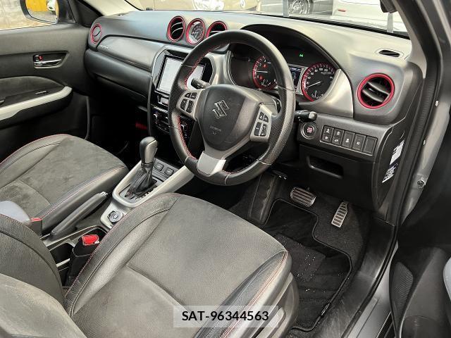 Suzuki ESCUDO 2017-08 8218307-16