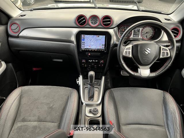 Suzuki ESCUDO 2017-08 8218307-3