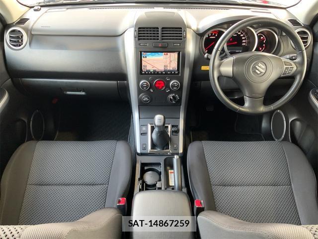 Suzuki ESCUDO 2011-02 8224345-13