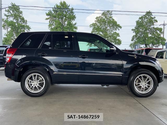 Suzuki ESCUDO 2011-02 8224345-3