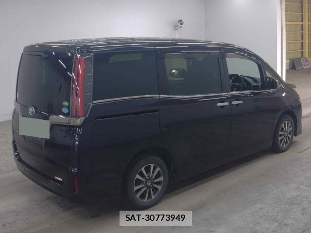 Toyota ESQUIRE 2019-07 8216411-4