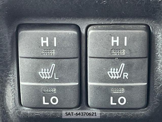 Toyota ESQUIRE 2015-06 8216878-6
