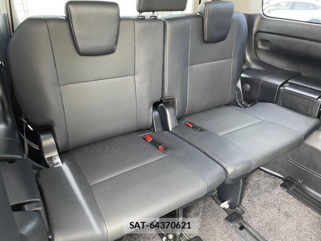 Toyota ESQUIRE 2015-06 8216878-9