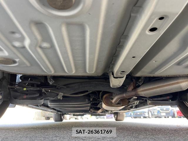 Toyota ESQUIRE 2017-12 8216928-18