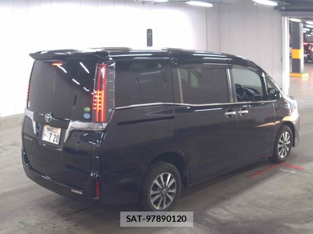 Toyota ESQUIRE 2018-06 8217554-1