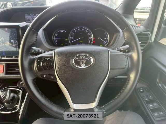 Toyota ESQUIRE 2016-03 8218170-2